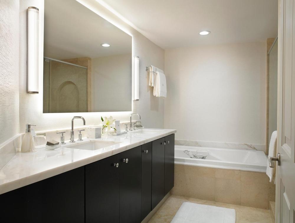 King Room - Ocean Front - No Resort Fee